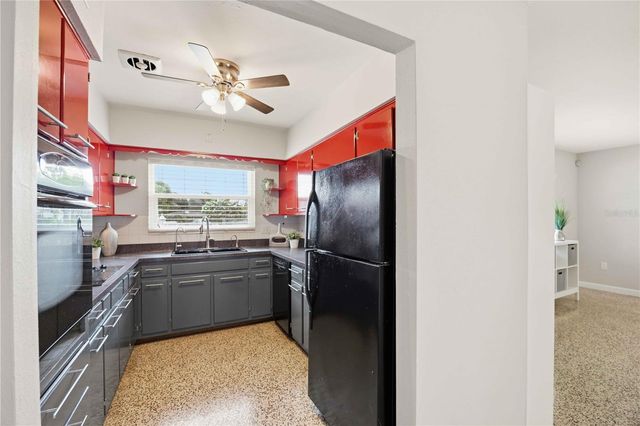 5726 WANETA PLACE, Sarasota, FL 34231