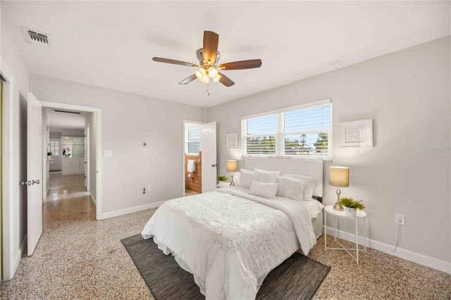 5726 WANETA PLACE, Sarasota, FL 34231