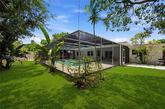 5726 WANETA PLACE, Sarasota, FL 34231