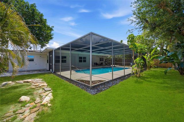 5726 WANETA PLACE, Sarasota, FL 34231