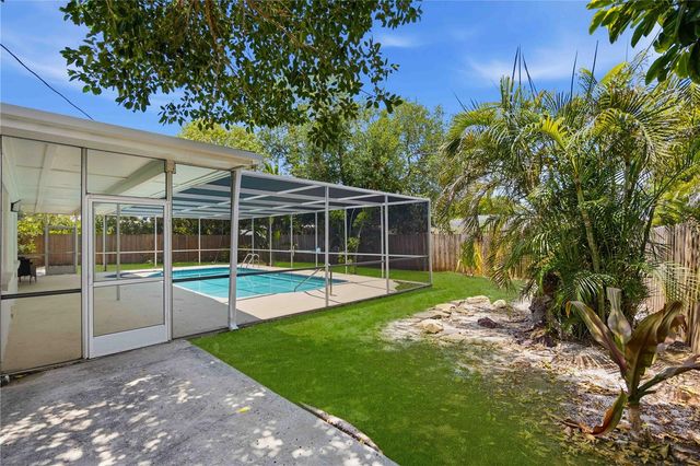 5726 WANETA PLACE, Sarasota, FL 34231