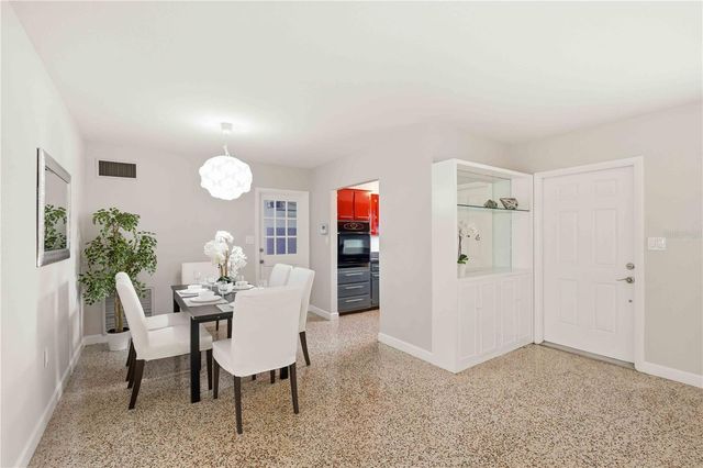 5726 WANETA PLACE, Sarasota, FL 34231