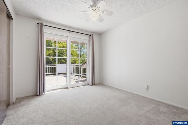 22479 S Penman Rd, Oregon City, OR 97045