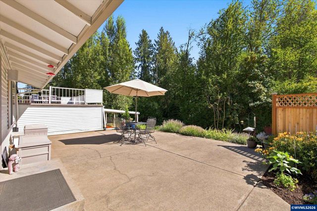 22479 S Penman Rd, Oregon City, OR 97045