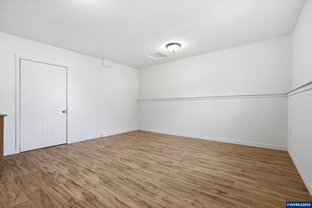 22479 S Penman Rd, Oregon City, OR 97045