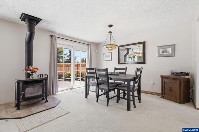 22479 S Penman Rd, Oregon City, OR 97045