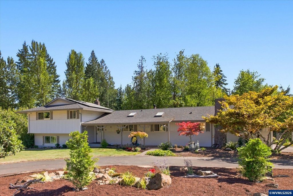 22479 S Penman Rd, Oregon City, OR 97045