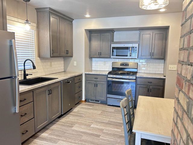 1740 13TH AVENUE, Green Bay, WI 54304