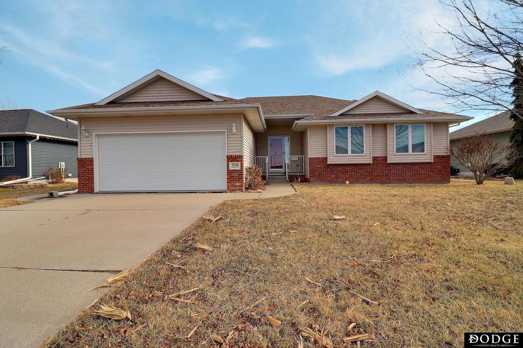3316 N Armour Drive, Fremont, NE 68025