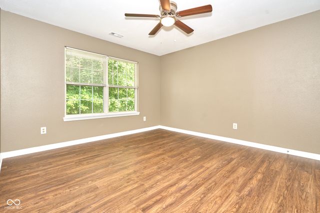 827 Treyburn Lakes Way, Indianapolis, IN 46239