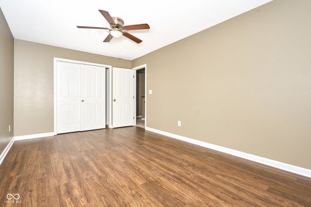 827 Treyburn Lakes Way, Indianapolis, IN 46239
