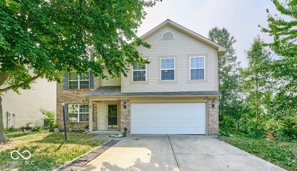 827 Treyburn Lakes Way, Indianapolis, IN 46239