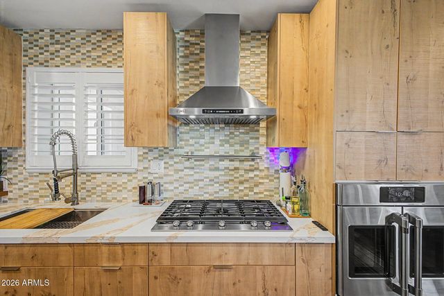 6713 E ALMERIA Road, Scottsdale, AZ 85257