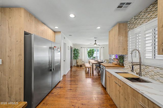 6713 E ALMERIA Road, Scottsdale, AZ 85257