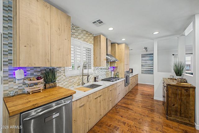 6713 E ALMERIA Road, Scottsdale, AZ 85257