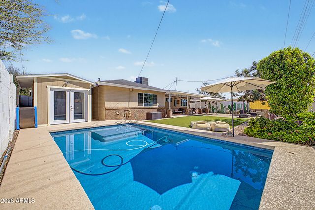 6713 E ALMERIA Road, Scottsdale, AZ 85257