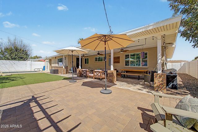 6713 E ALMERIA Road, Scottsdale, AZ 85257