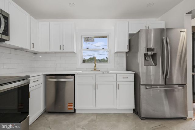 2400 VAN REED RD, Reading, PA 19609