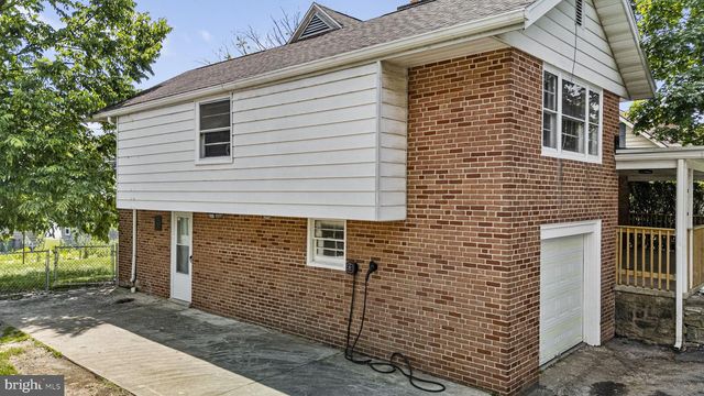 2400 VAN REED RD, Reading, PA 19609