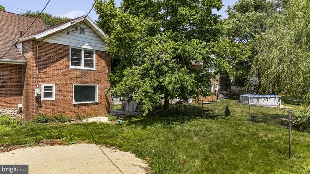 2400 VAN REED RD, Reading, PA 19609