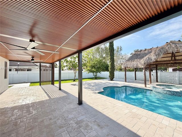 13430 SW 192nd St, Miami, FL 33177