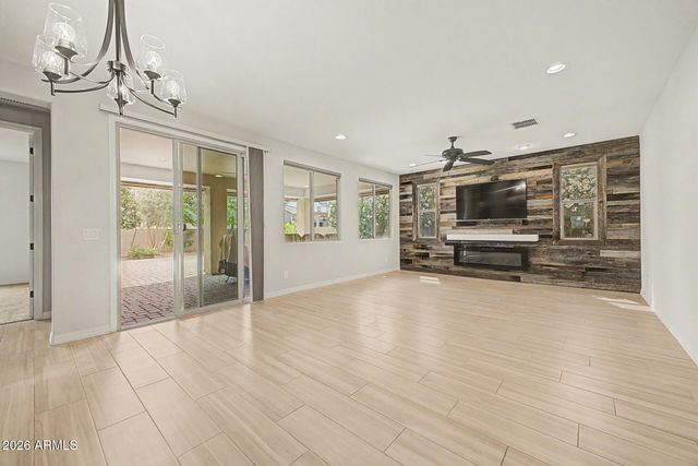 10149 E Tupelo Avenue, Mesa, AZ 85212