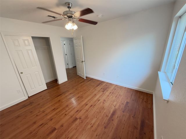 339 Oxford DR, Kyle, TX 78640