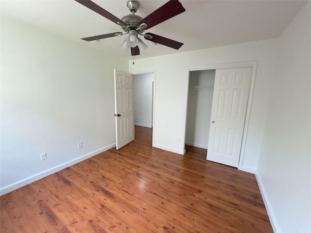 339 Oxford DR, Kyle, TX 78640