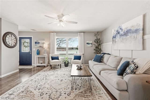 3212 Longwood Drive, Norton, OH 44203