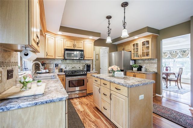 1631 Shallow Creek Trail, Webster, NY 14580