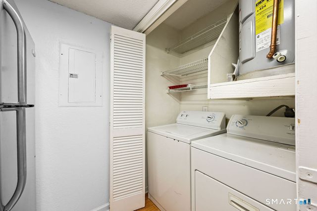 215 Carriage Crossing Lane 215, Middletown, CT 06457