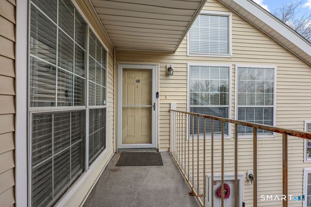 215 Carriage Crossing Lane 215, Middletown, CT 06457