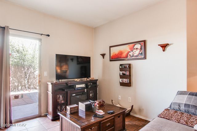 18877 S Esherton Drive, Sahuarita, AZ 85629