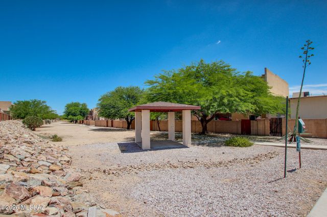18877 S Esherton Drive, Sahuarita, AZ 85629