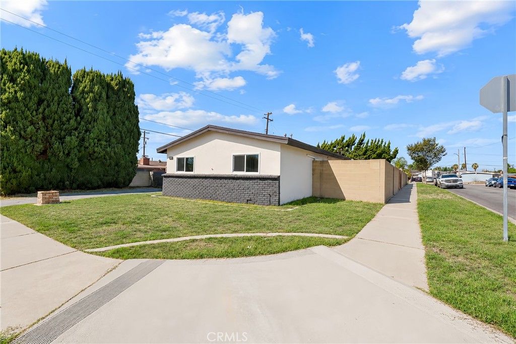7437 El Verano, Buena Park, CA 90620 — photo 3