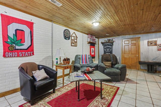 10902 Green Chapel Road NW, Johnstown, OH 43031