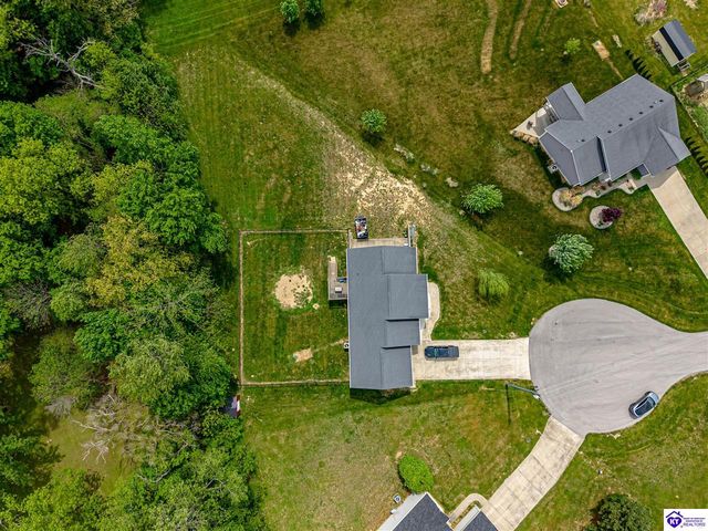 56 Curb Court, Elizabethtown, KY 42701