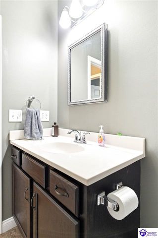 56 Curb Court, Elizabethtown, KY 42701