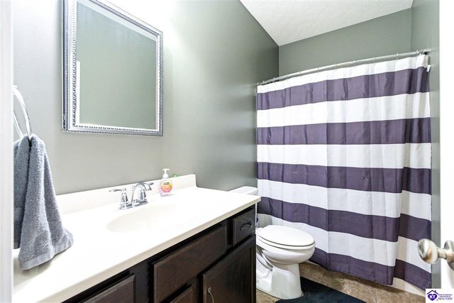 56 Curb Court, Elizabethtown, KY 42701