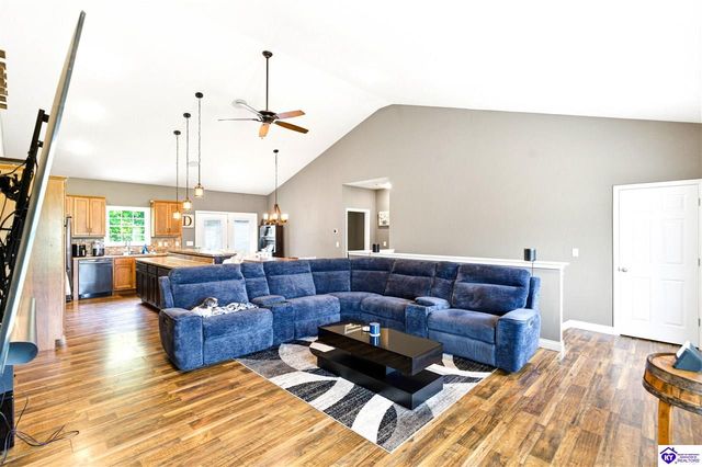 56 Curb Court, Elizabethtown, KY 42701
