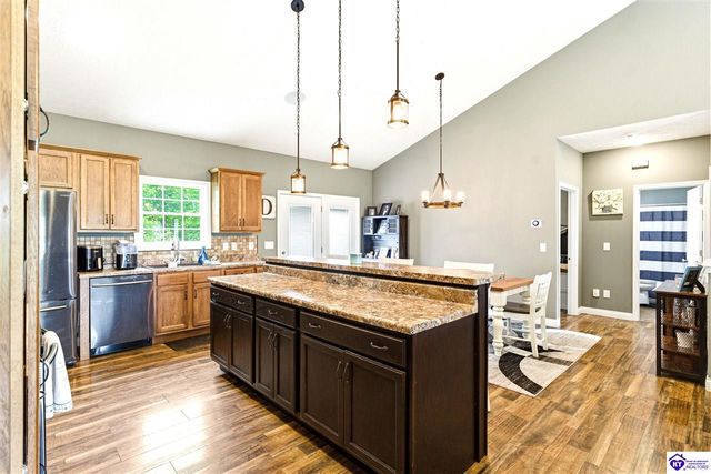 56 Curb Court, Elizabethtown, KY 42701