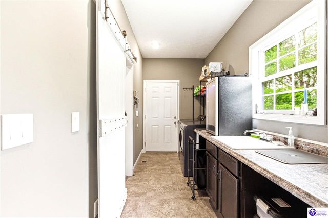 56 Curb Court, Elizabethtown, KY 42701