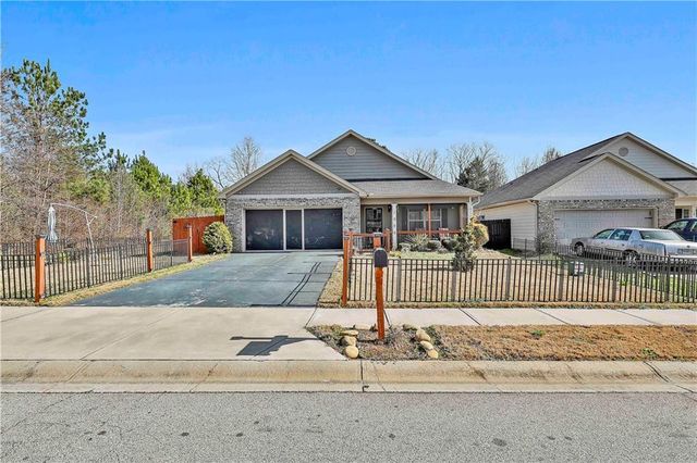 1022 Serene Lake Drive, Griffin, GA 30223