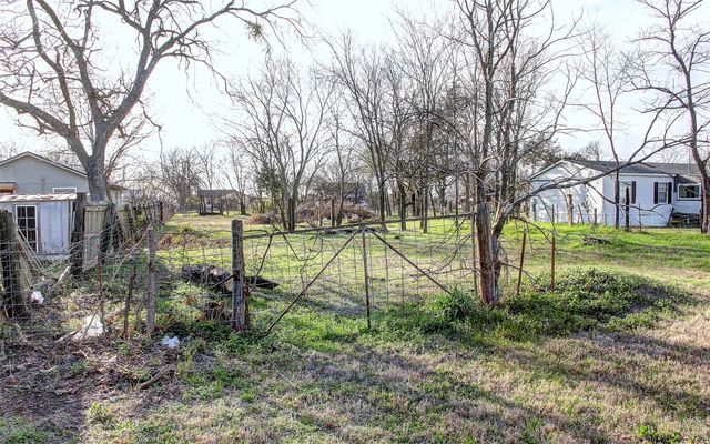 601 N Sherley Avenue, Anna, TX 75409