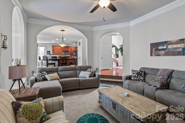 186 Autumn Frost Avenue, Statesville, NC 28677