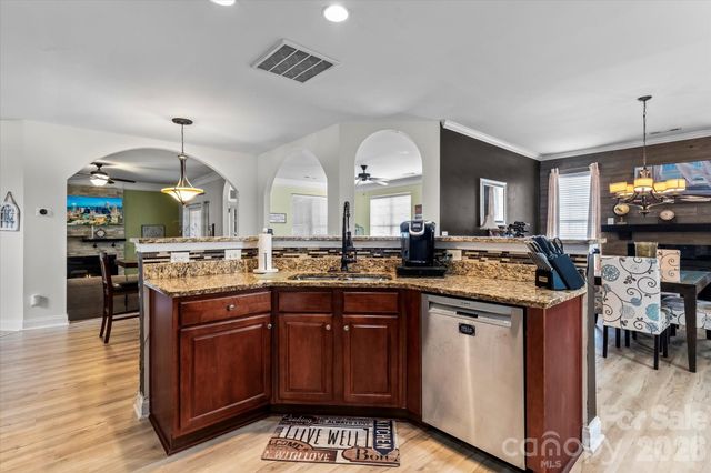 186 Autumn Frost Avenue, Statesville, NC 28677