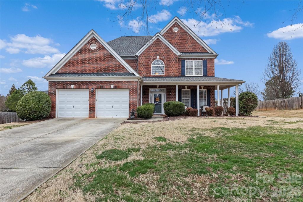 186 Autumn Frost Avenue, Statesville, NC 28677