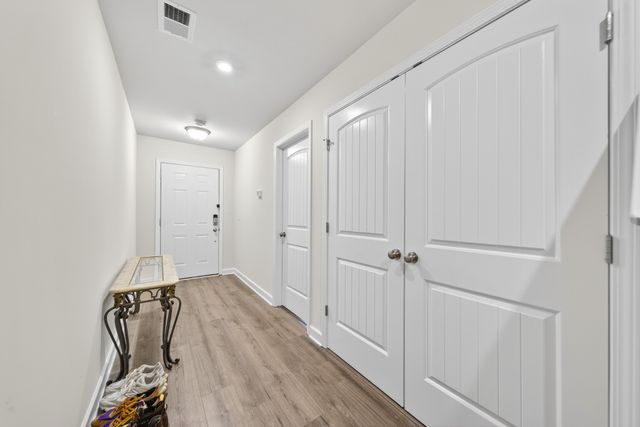 616 China Grove Aly, Antioch, TN 37013