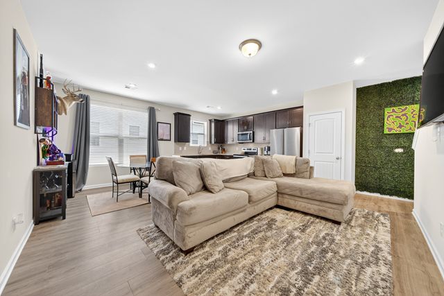 616 China Grove Aly, Antioch, TN 37013