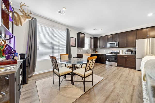 616 China Grove Aly, Antioch, TN 37013